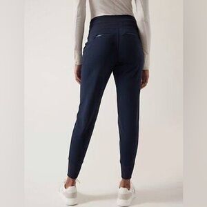 Athleta Venice Jogger in Medium Navy Blue